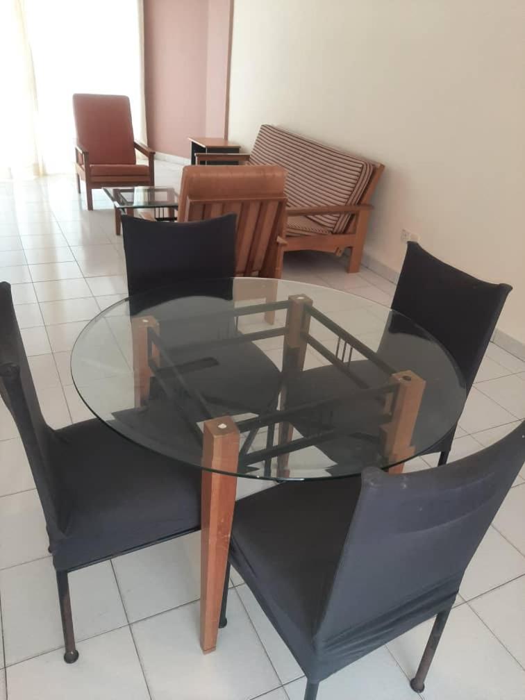Seri Bulan Condo Порт-Диксон Экстерьер фото